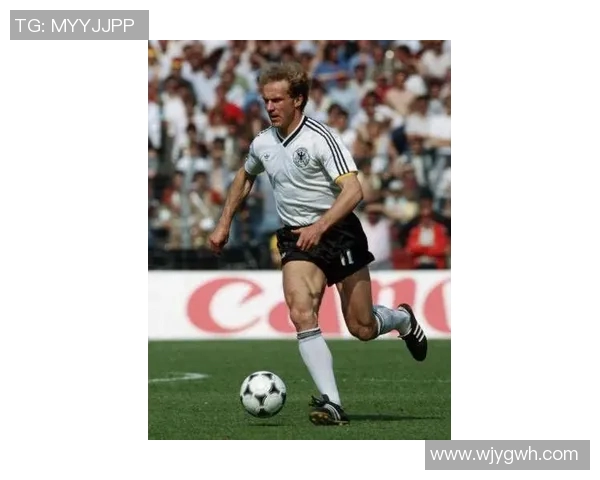 巴乔与罗马里奥的巅峰对决:谁才是足球历史上的传奇巨星